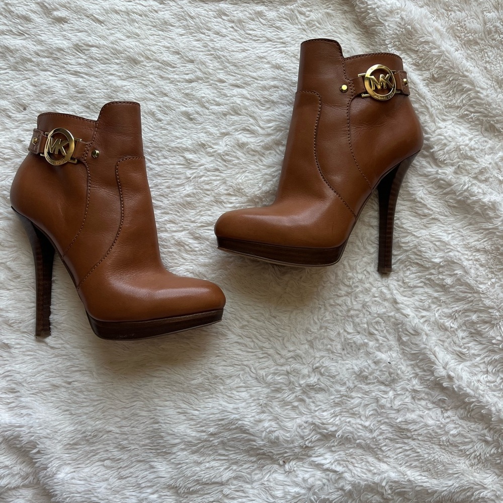 Michael Kors Women's Brown Ankle Boots